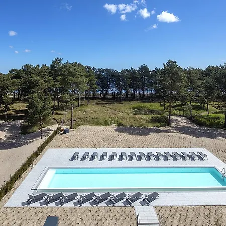 Prora Solitaire & * بينز