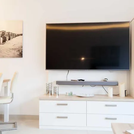 Prora Solitaire & Apartment *
